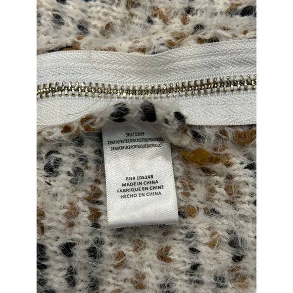 Cameo Appearance Cream & Gold Size Zip Crew Neck Sweater, Plus Size 1X - Picture 9 of 9